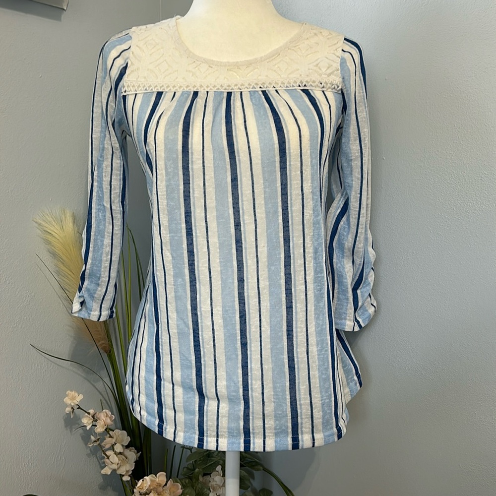 Women’s 3/4 Sleeve Top